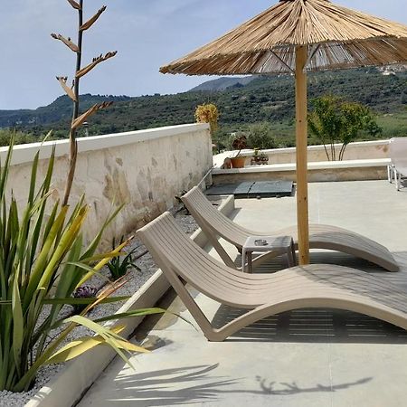 Georgioupoli Studio 2 With A Pool And Lake Views Esterno foto